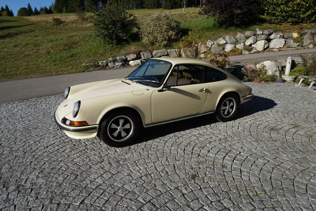 Porsche 911 T - Image 4