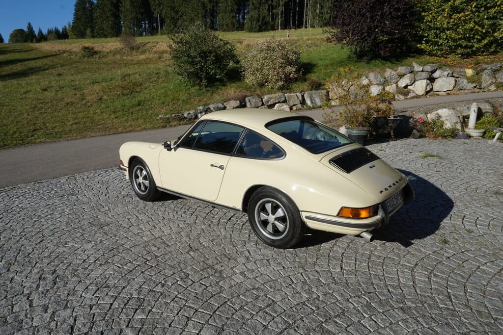 Porsche 911 T - Image 5