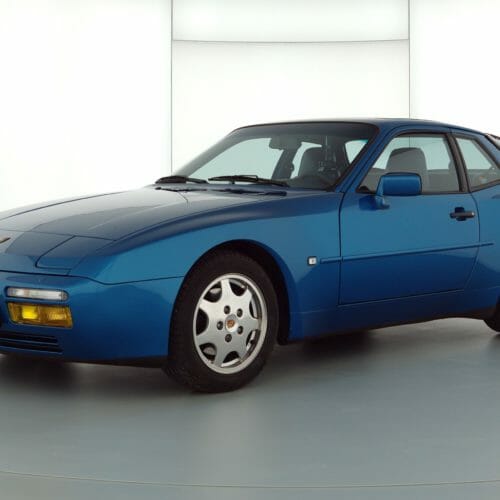 Porsche 944 S2
