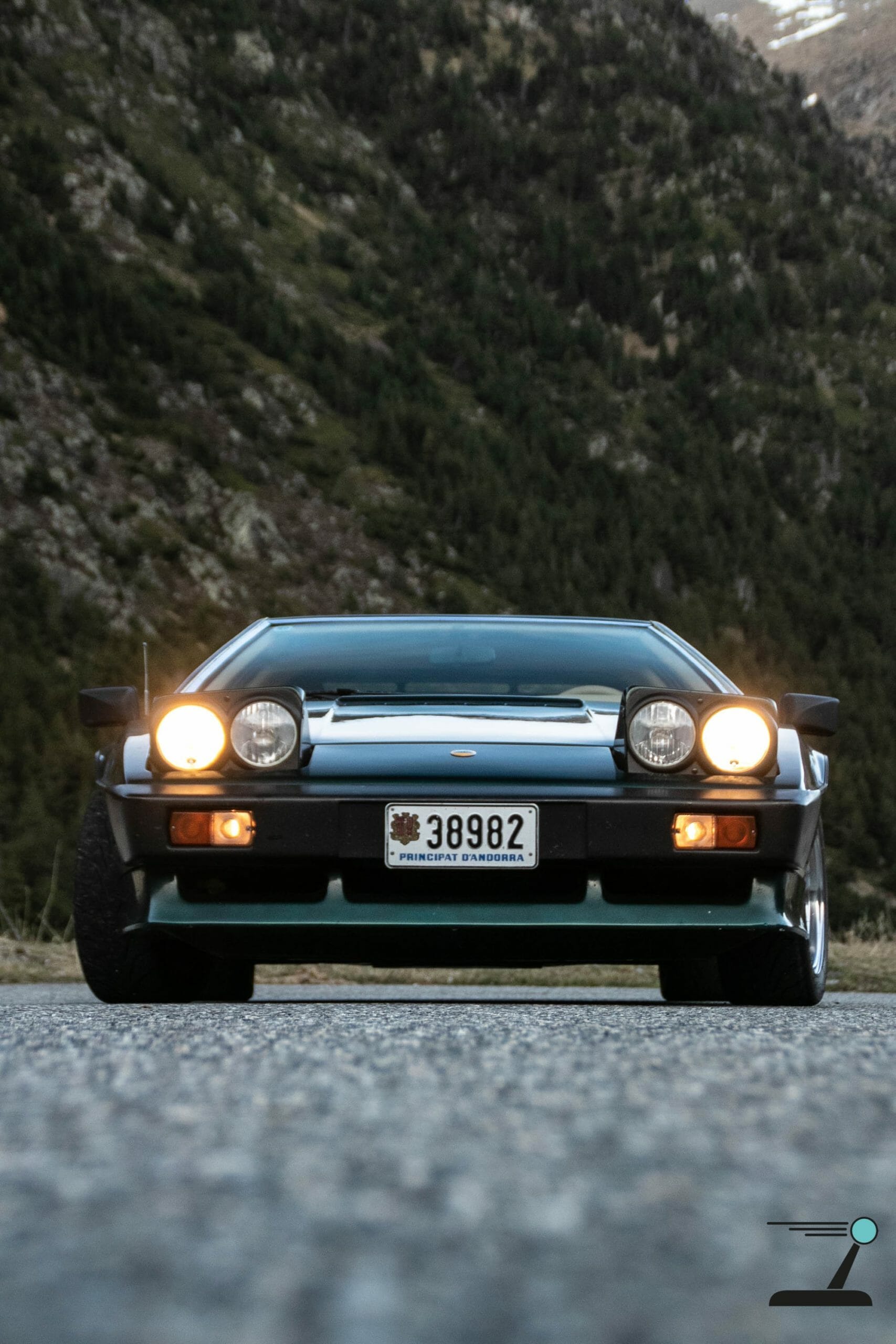Lotus Esprit Turbo - Image 6