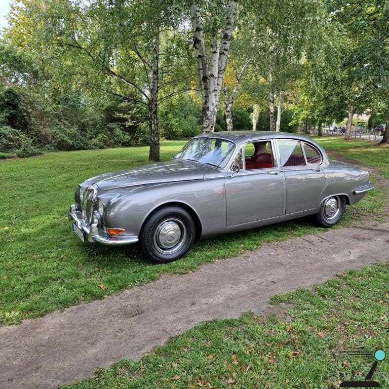 Jaguar S-Type 3.8 - Image 2