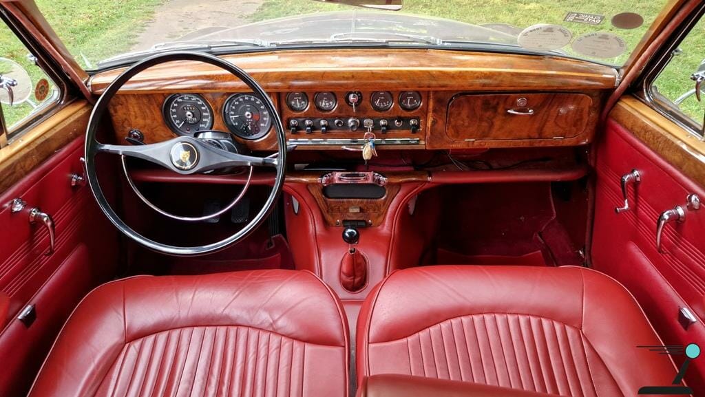 Jaguar S-Type 3.8 - Image 7