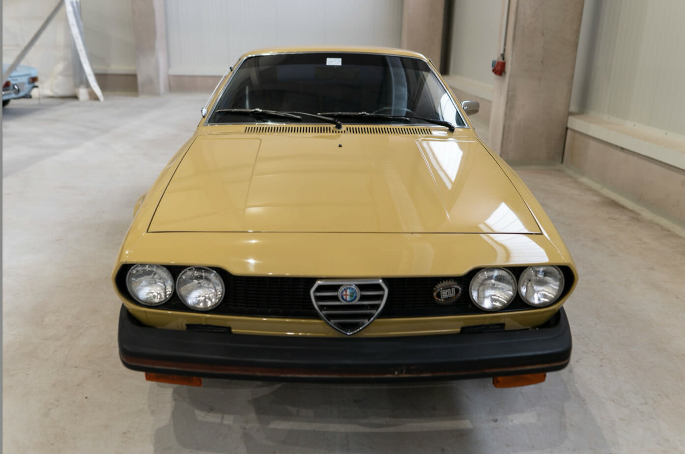 Alfa Romeo Alfetta GT 2000i - Image 2