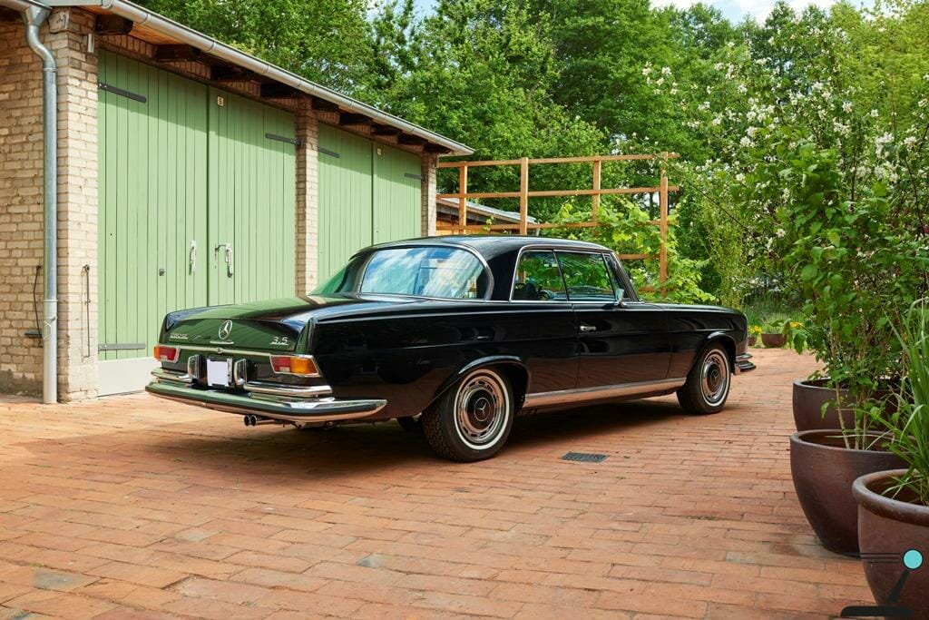 W111 Mercedes Benz 280 SE 3.5 Coupé - Image 4
