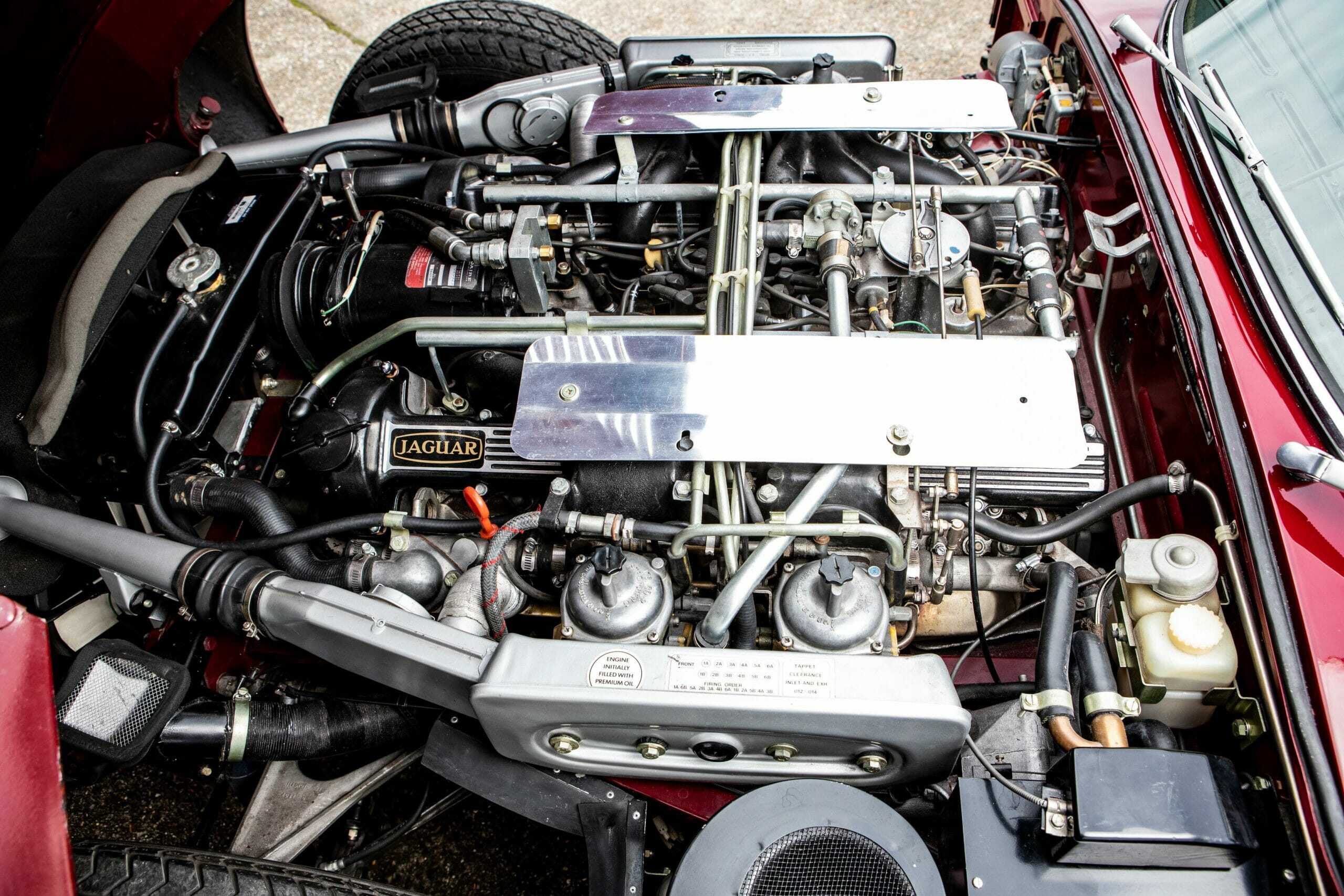 Jaguar E-Type V12 Cabrio - Image 4