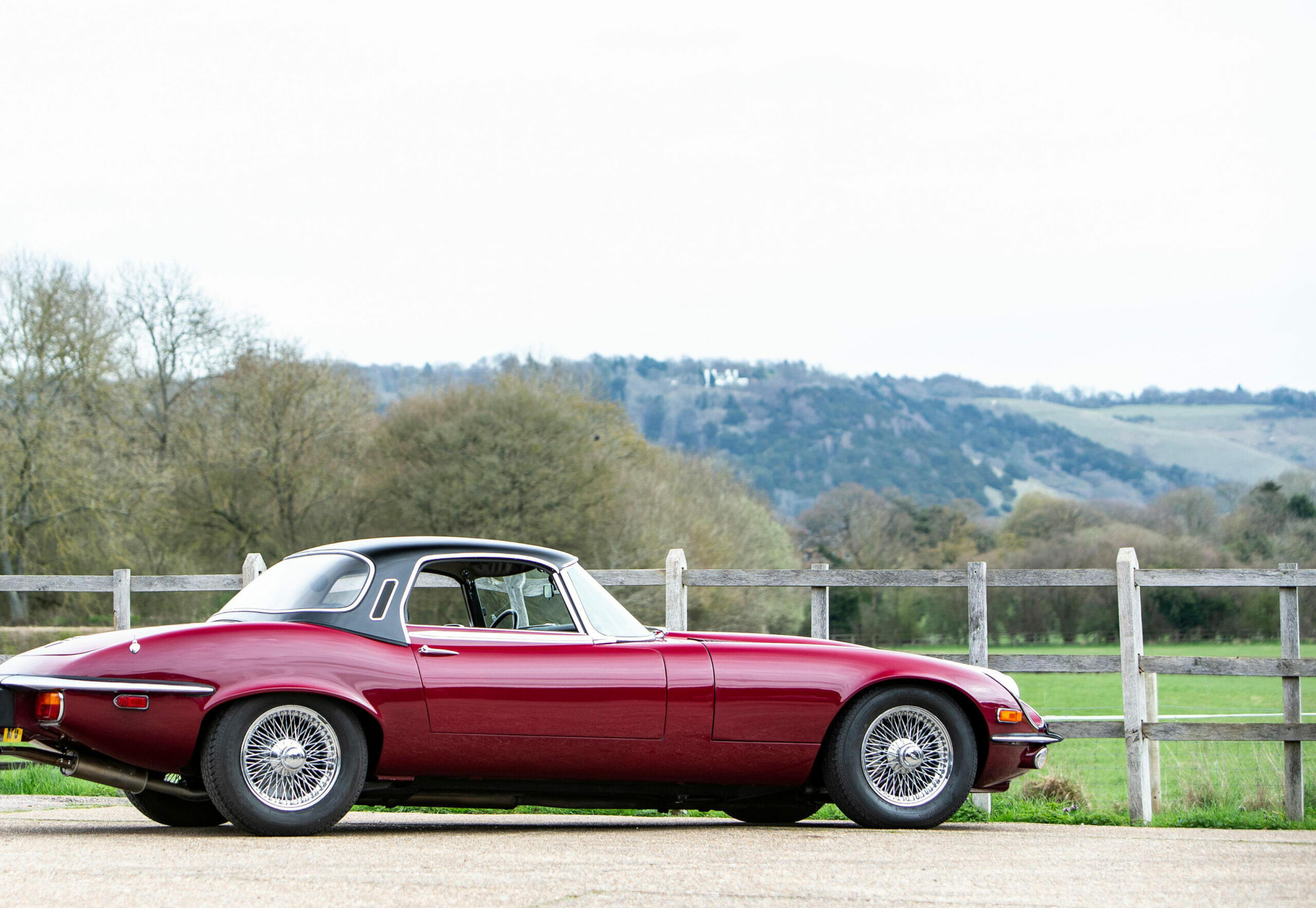 Jaguar E-Type V12 Cabrio - Image 5