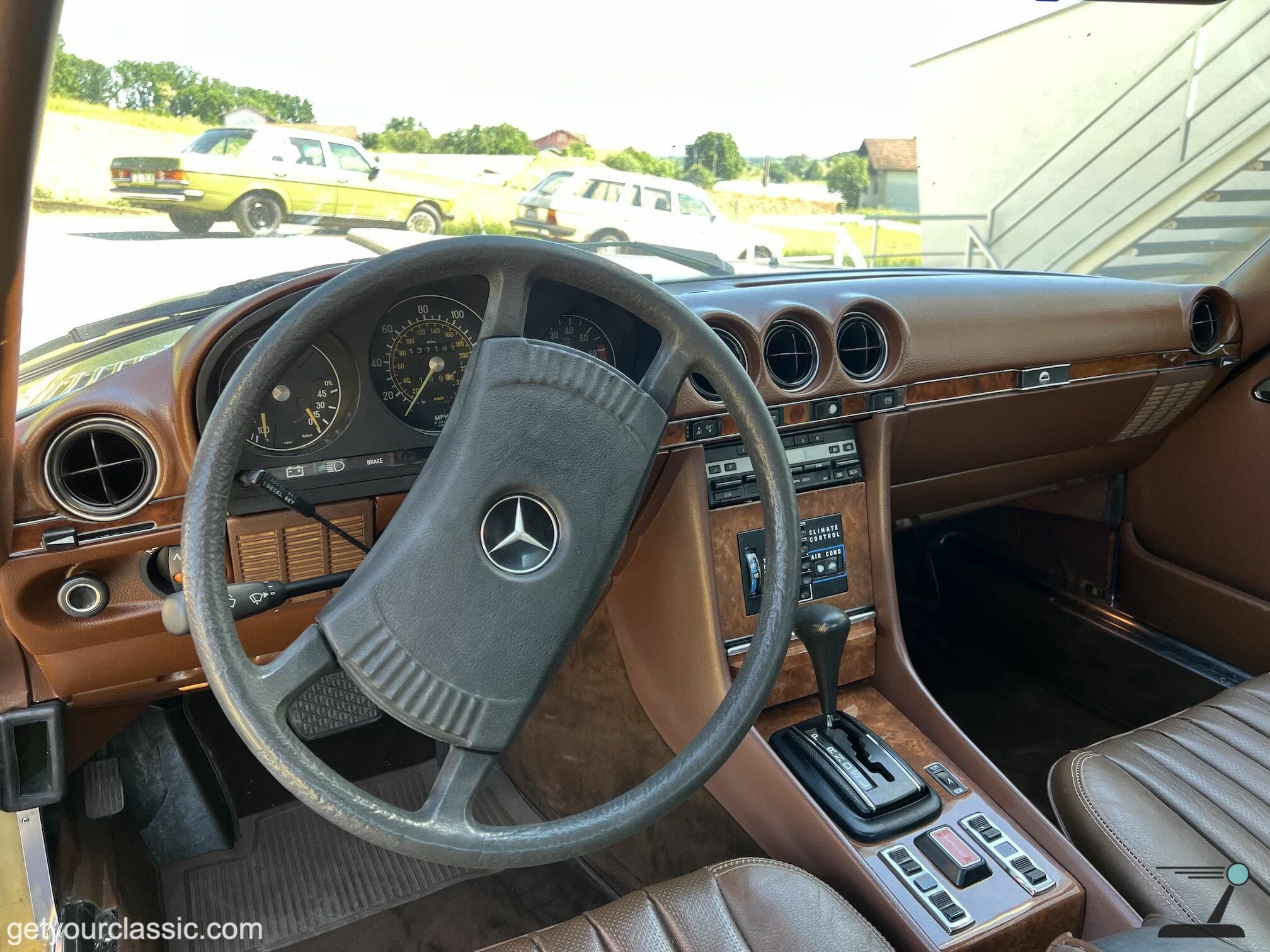Mercedes 450 SLC - Image 4