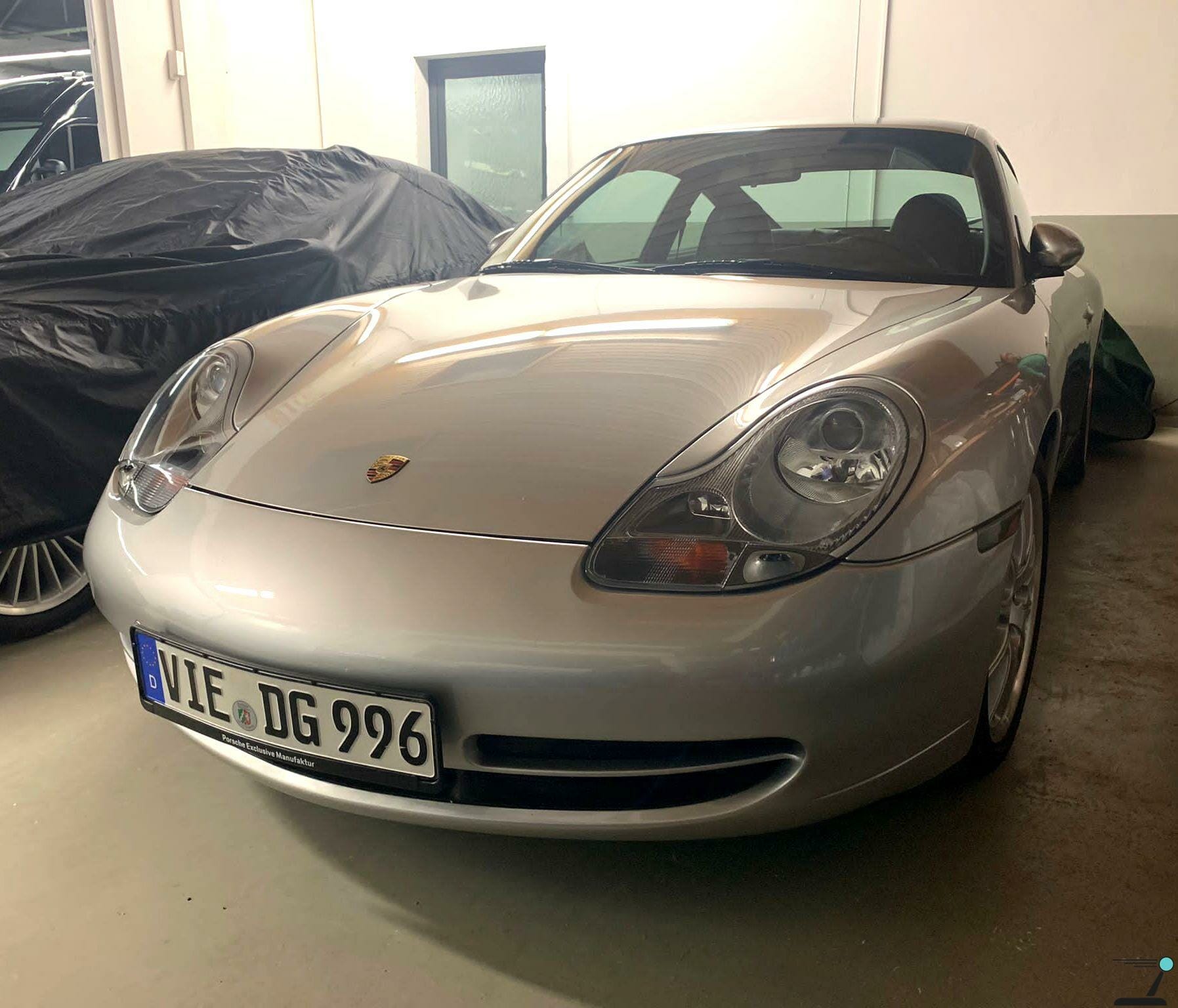 Porsche 911 Carrera 4