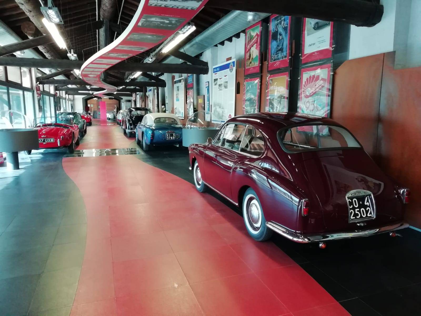 Moretti 750 Alger Le Cap - Image 4